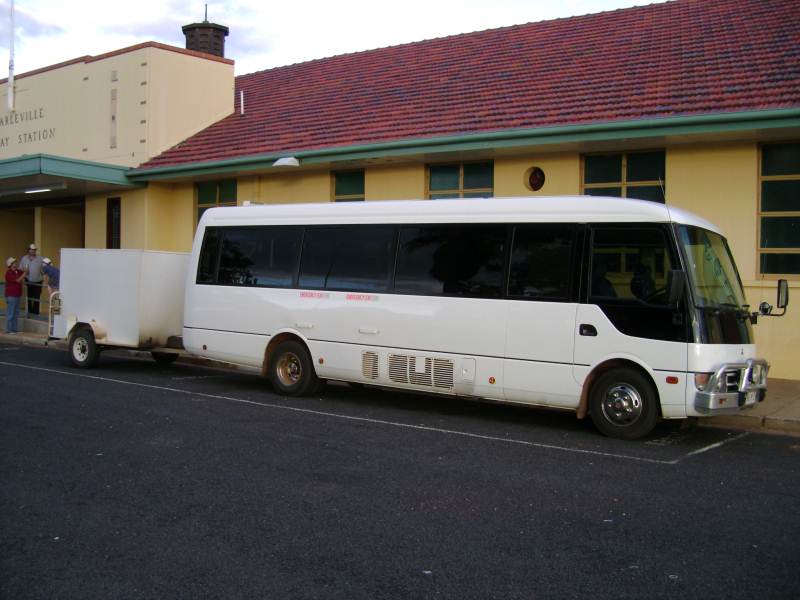 Charleville
Connecting bus service for Cunnamulla
