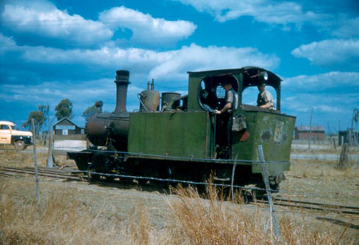 Hunslet 4-6-0T
Hunslet 4-6-0T locomotive at Wallaville, 2', 1954.
