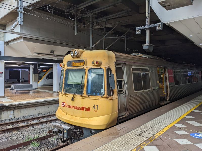 EMU 41 at Central
EMU 41 at Central Station Rosewood service 2023

