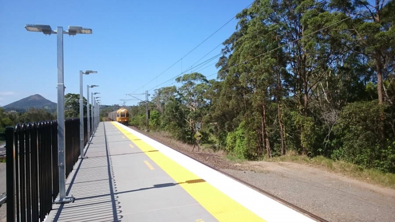 Eumundi
ICE arriving at Eumundi  looking in the UP direction
25 Nov 2019
