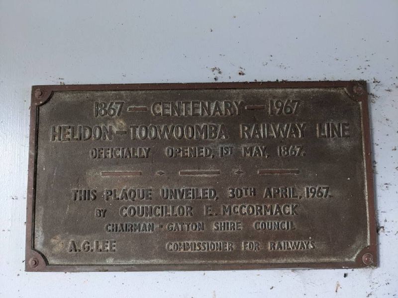 Plaque at Helidon station.
