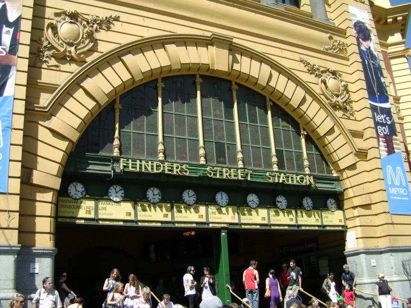 Flinders Street station
Flinders Street station 2010
